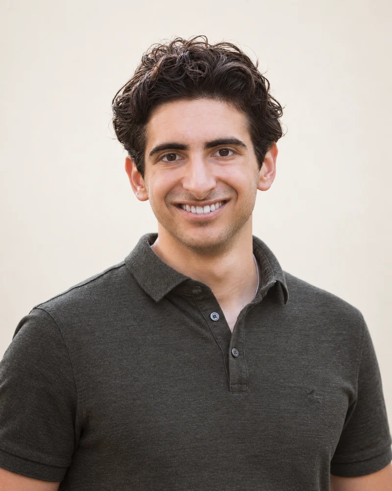 Portrait of Andrew Alfaro